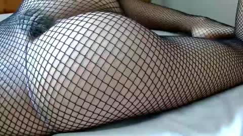 Snapshot of honeygoldenbaddie24 chatting on 02/11/25, 07:05 honeygoldenbaddie24 online show from 02/11/25, 07:05