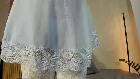 Sofia independent model online show from 01/10/26, 11:45