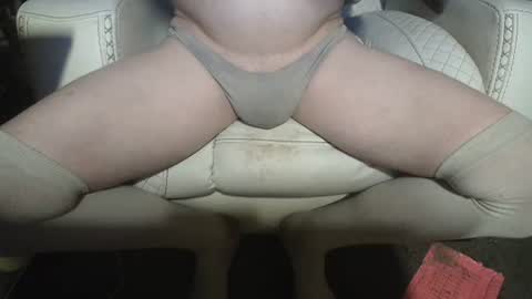 Snapshot of honeylovelace777 chatting on 12/12/24, 12:38 Heather Lovelace online show from 12/12/24, 12:38