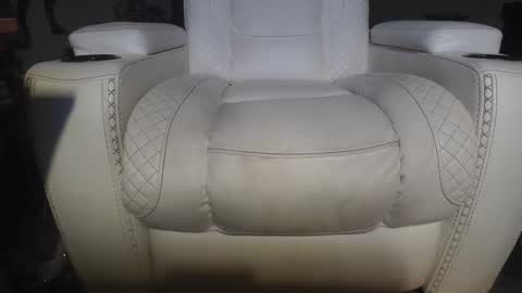 Snapshot of honeylovelace777 chatting on 01/20/25, 03:26 Heather Lovelace online show from 01/20/25, 03:26