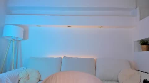 Snapshot of honeymoann chatting on 06/18/26, 05:51 Alexia online show from 06/18/26, 05:51