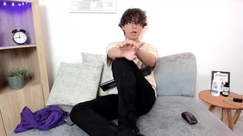 Snapshot of honeymoon_sariel chatting on 09/28/25, 07:08 honeymoon_sariel online show from 09/28/25, 07:08