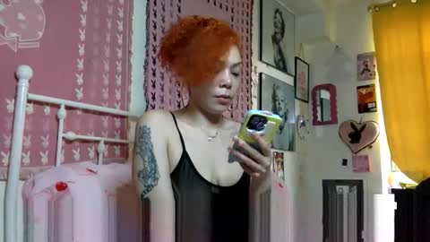 Snapshot of honeyruby chatting on 04/15/26, 01:29 Ruby Sparks online show from 04/15/26, 01:29