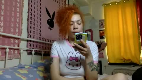 Snapshot of honeyruby chatting on 04/24/26, 02:30 Ruby Sparks online show from 04/24/26, 02:30