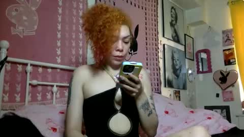 Snapshot of honeyruby chatting on 04/27/26, 01:20 Ruby Sparks online show from 04/27/26, 01:20