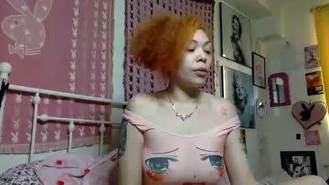 Snapshot of honeyruby chatting on 05/07/26, 02:44 Ruby Sparks online show from 05/07/26, 02:44