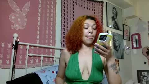 Snapshot of honeyruby chatting on 06/16/26, 03:25 Ruby Sparks online show from 06/16/26, 03:25
