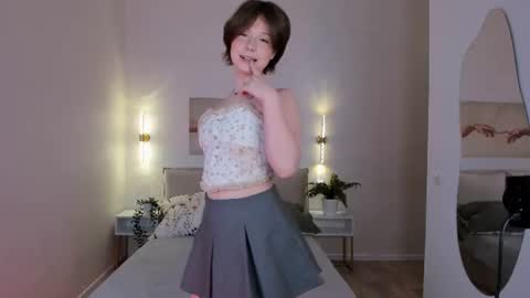 Snapshot of honeywink chatting on 06/08/26, 02:28 honeywink online show from 06/08/26, 02:28