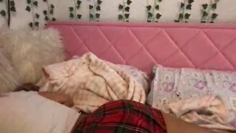 honeyyy89 online show from 02/28/26, 10:00