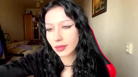 Snapshot of hongheinbach chatting on 05/02/26, 05:45 Tiffany online show from 05/02/26, 05:45