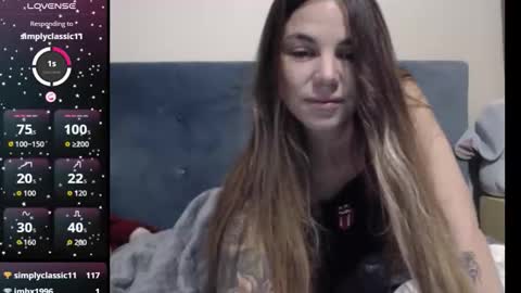 HoodHippy online show from 11/20/25, 05:40