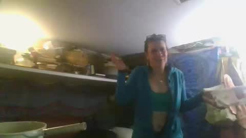 hoodoou online show from 01/13/26, 02:28