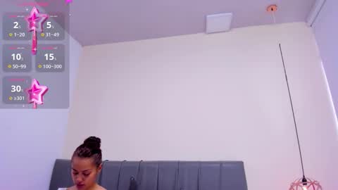 holly online show from 11/27/25, 08:33