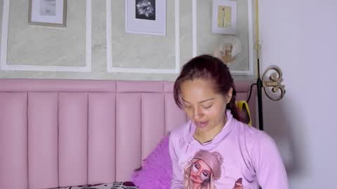 holly online show from 01/07/26, 08:55