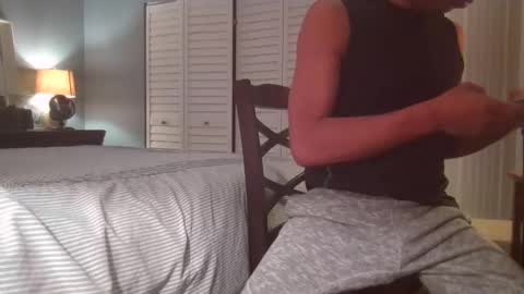 Snapshot of hooshung_mvers8 chatting on 11/11/25, 02:44 hooshung_mvers8 online show from 11/11/25, 02:44