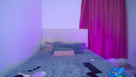 Snapshot of hoot_alicee chatting on 05/12/26, 10:29 ONLYFANS online show from 05/12/26, 10:29