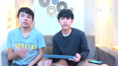 hoot_booys_ online show from 11/21/25, 08:18