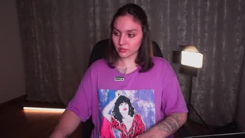 Snapshot of hoot_owl_cb chatting on 03/30/26, 09:21 Karina online show from 03/30/26, 09:21