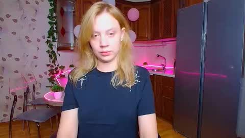 hope happyyy online show from 09/18/25, 01:18