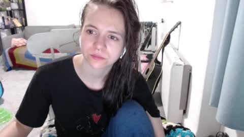 Snapshot of hope_xo chatting on 04/02/26, 10:51 Hope online show from 04/02/26, 10:51