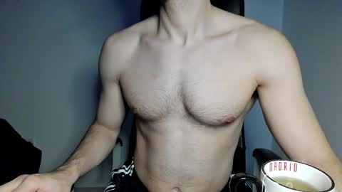 Snapshot of hornboy43 chatting on 04/01/26, 03:31 Oliver Saints online show from 04/01/26, 03:31