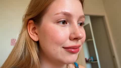 Snapshot of horney_audrey chatting on 06/05/26, 02:29 Audrey online show from 06/05/26, 02:29