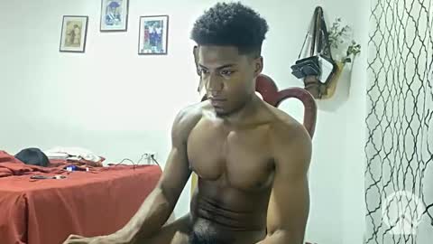 Snapshot of horneyguy2399 chatting on 12/21/24, 02:26 sugarbaby online show from 12/21/24, 02:26