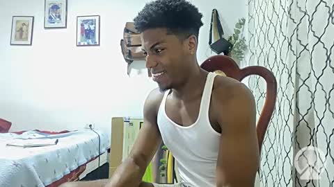 Snapshot of horneyguy2399 chatting on 12/30/24, 03:03 sugarbaby online show from 12/30/24, 03:03