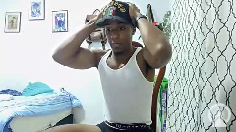 Snapshot of horneyguy2399 chatting on 12/31/24, 04:16 sugarbaby online show from 12/31/24, 04:16