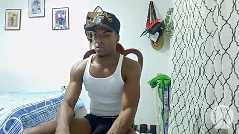 Snapshot of horneyguy2399 chatting on 12/31/24, 07:20 sugarbaby online show from 12/31/24, 07:20