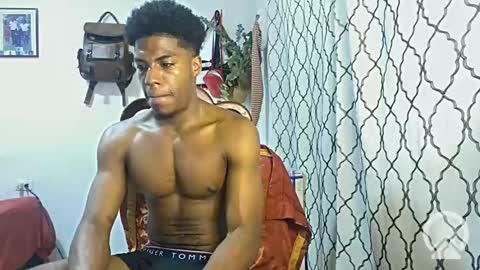 Snapshot of horneyguy2399 chatting on 01/25/25, 05:18 sugarbaby online show from 01/25/25, 05:18