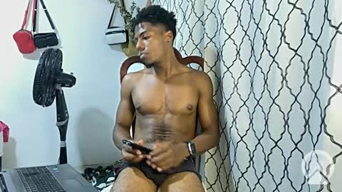 Snapshot of horneyguy2399 chatting on 02/09/25, 08:11 sugarbaby online show from 02/09/25, 08:11