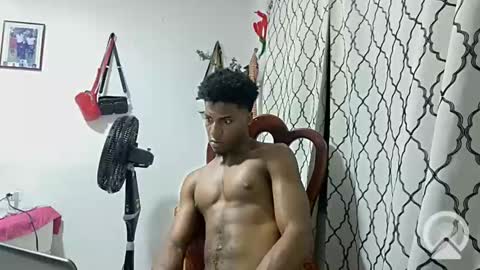 Snapshot of horneyguy2399 chatting on 02/10/25, 04:08 sugarbaby online show from 02/10/25, 04:08