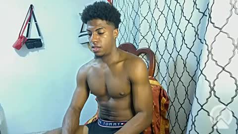 Snapshot of horneyguy2399 chatting on 02/12/25, 02:45 sugarbaby online show from 02/12/25, 02:45