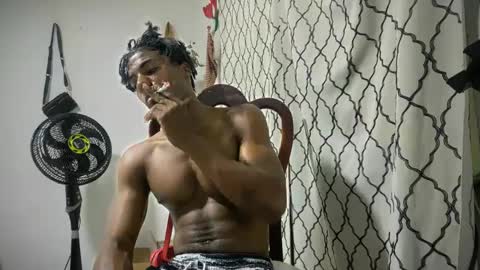 Snapshot of horneyguy2399 chatting on 09/17/25, 02:02 sugarbaby online show from 09/17/25, 02:02