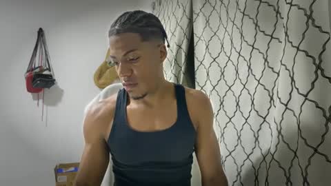 Snapshot of horneyguy2399 chatting on 10/13/25, 12:54 sugarbaby online show from 10/13/25, 12:54