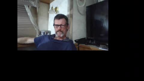Snapshot of horneyjoe48 chatting on 04/16/26, 04:02 joey online show from 04/16/26, 04:02