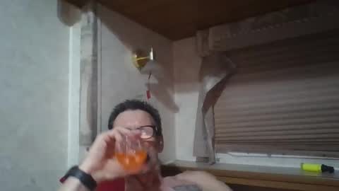 Snapshot of horneyjoe48 chatting on 05/02/26, 04:06 joey online show from 05/02/26, 04:06