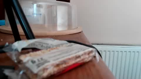 Snapshot of horny800 chatting on 04/24/26, 03:03 horny800 online show from 04/24/26, 03:03