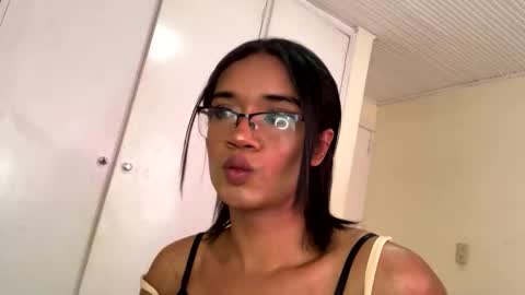 Snapshot of horny_brii chatting on 03/18/26, 03:37 horny_brii online show from 03/18/26, 03:37
