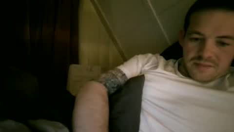 horny_dutch020 online show from 04/18/26, 09:26