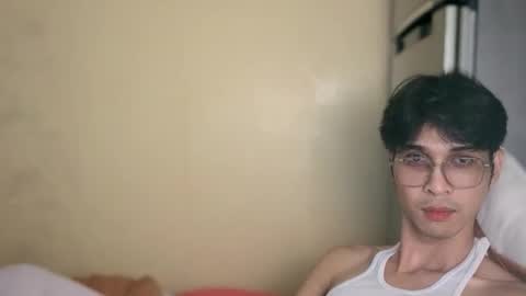 Snapshot of horny_eddie chatting on 09/20/25, 02:45 EDDIE online show from 09/20/25, 02:45