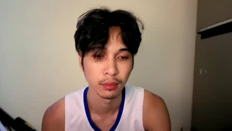 Snapshot of horny_eddie chatting on 10/19/25, 01:17 EDDIE online show from 10/19/25, 01:17