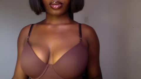 Snapshot of horny_goddess_delilah chatting on 05/06/26, 11:26 delilah online show from 05/06/26, 11:26