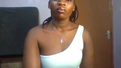 phanice online show from 12/23/25, 07:28