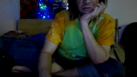Snapshot of horny_hippie420 chatting on 11/17/25, 03:12 Horny Rockstar420 online show from 11/17/25, 03:12