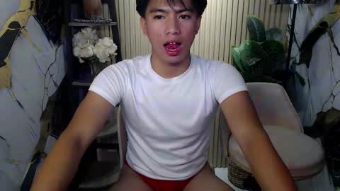 cum boy james online show from 04/18/26, 09:02