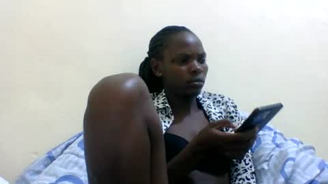 Snapshot of horny_mummie chatting on 06/28/26, 05:19 andalia online show from 06/28/26, 05:19