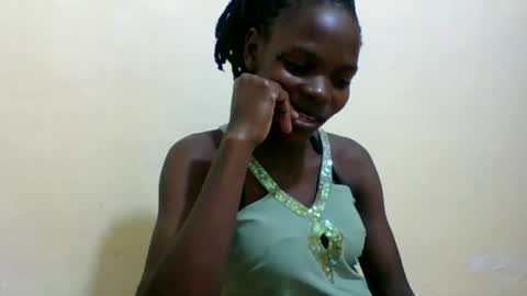 Snapshot of horny_mummie chatting on 07/20/26, 05:59 andalia online show from 07/20/26, 05:59