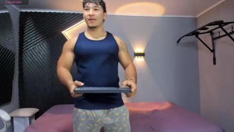 Snapshot of horny_nick18 chatting on 04/18/26, 11:14 horny_nick18 online show from 04/18/26, 11:14